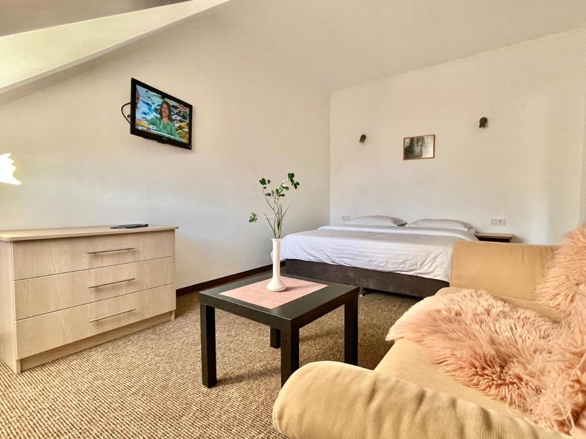 Hotel Карпатський Затишок Slavske Exteriér fotografie